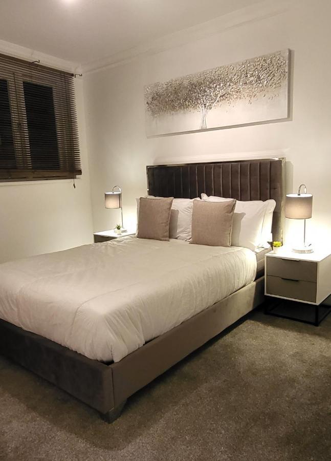 Stunning 2 Bedroom Apartment In Canary Wharf - Morland Apartments London Eksteriør bilde