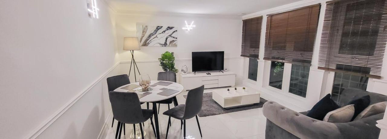 Stunning 2 Bedroom Apartment In Canary Wharf - Morland Apartments London Eksteriør bilde