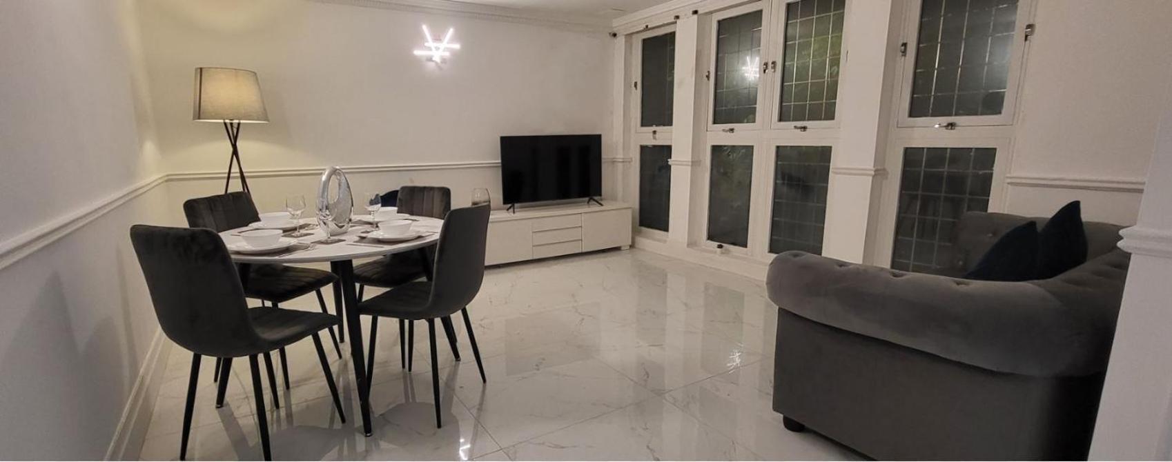 Stunning 2 Bedroom Apartment In Canary Wharf - Morland Apartments London Rom bilde
